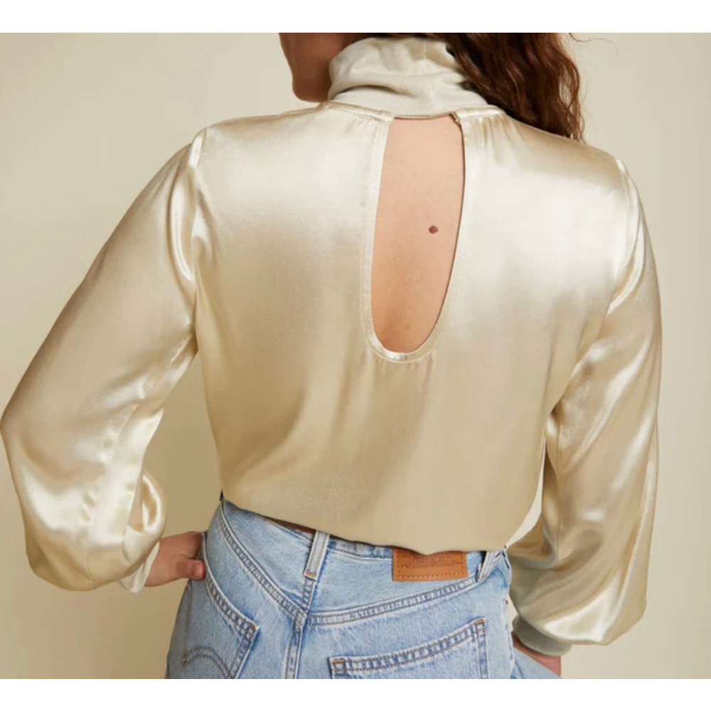 Women's Nation LTD Cream Satin Turtleneck Blouse XS - Picture 2 of 6